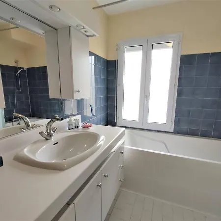 Bel 3* Au Centre De Avec Wifi, Balcon Et Parking - Fr-1-368-337 Apartment Perros-Guirec