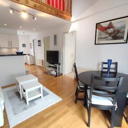 Bel 3* Au Centre De Avec Wifi, Balcon Et Parking - Fr-1-368-337 Apartment